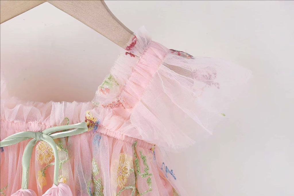 Baby girl mesh tulip dress with hat